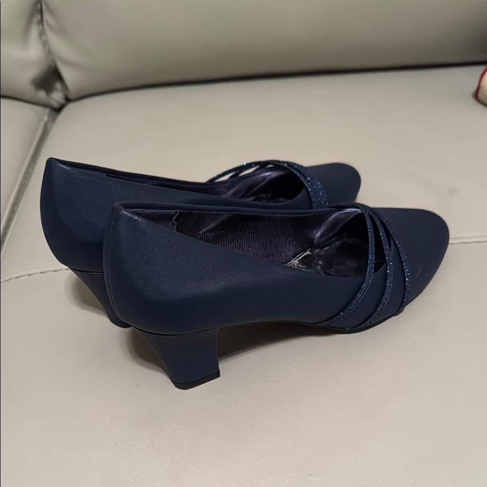 Elegant Navy Blue Women's Heels